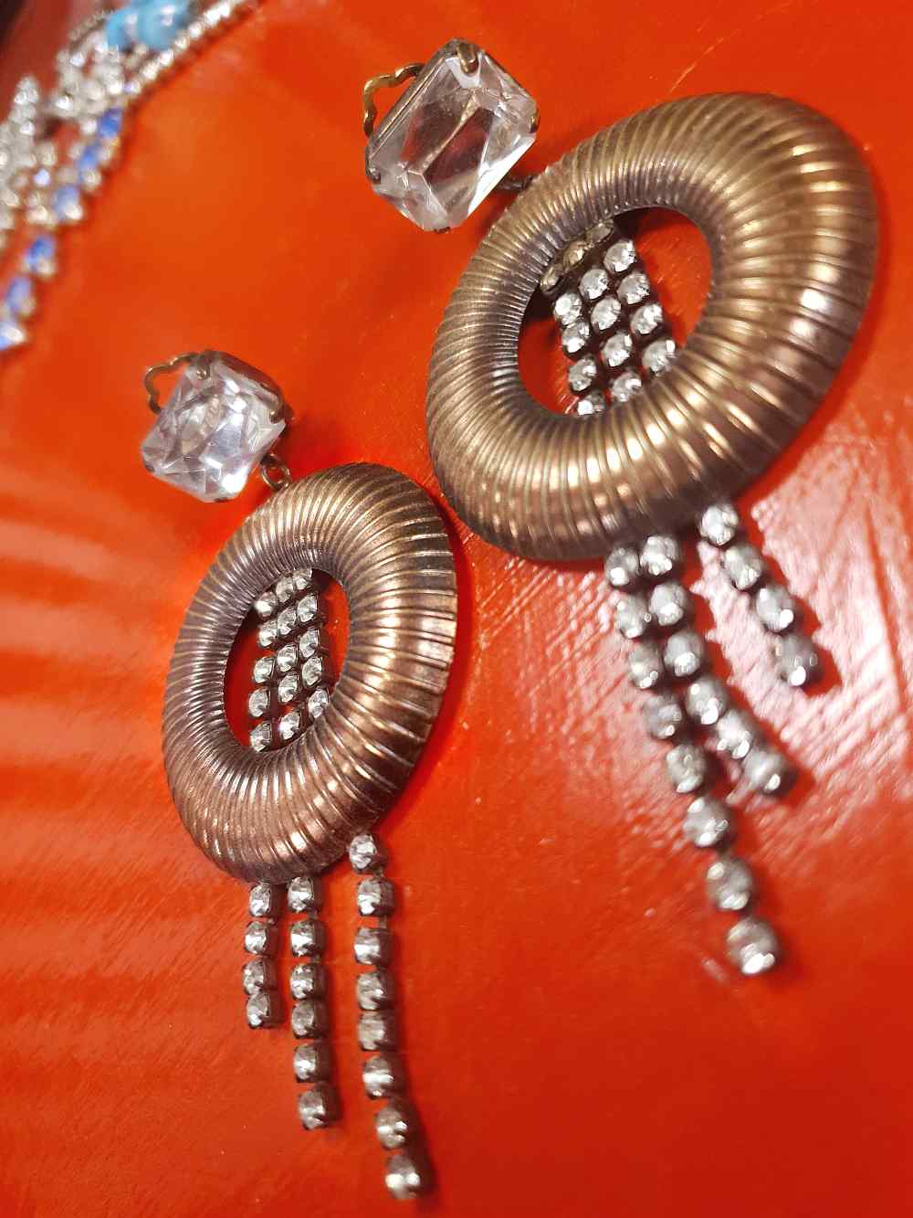 Vintage 1950s Circle Dangle Drop Rhinestone Earrings - Clip-On