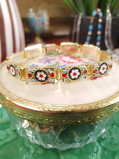 Vintage 1950s Italian Venetian Glass Micro Mosaic Bracelet – Red & White Daisy