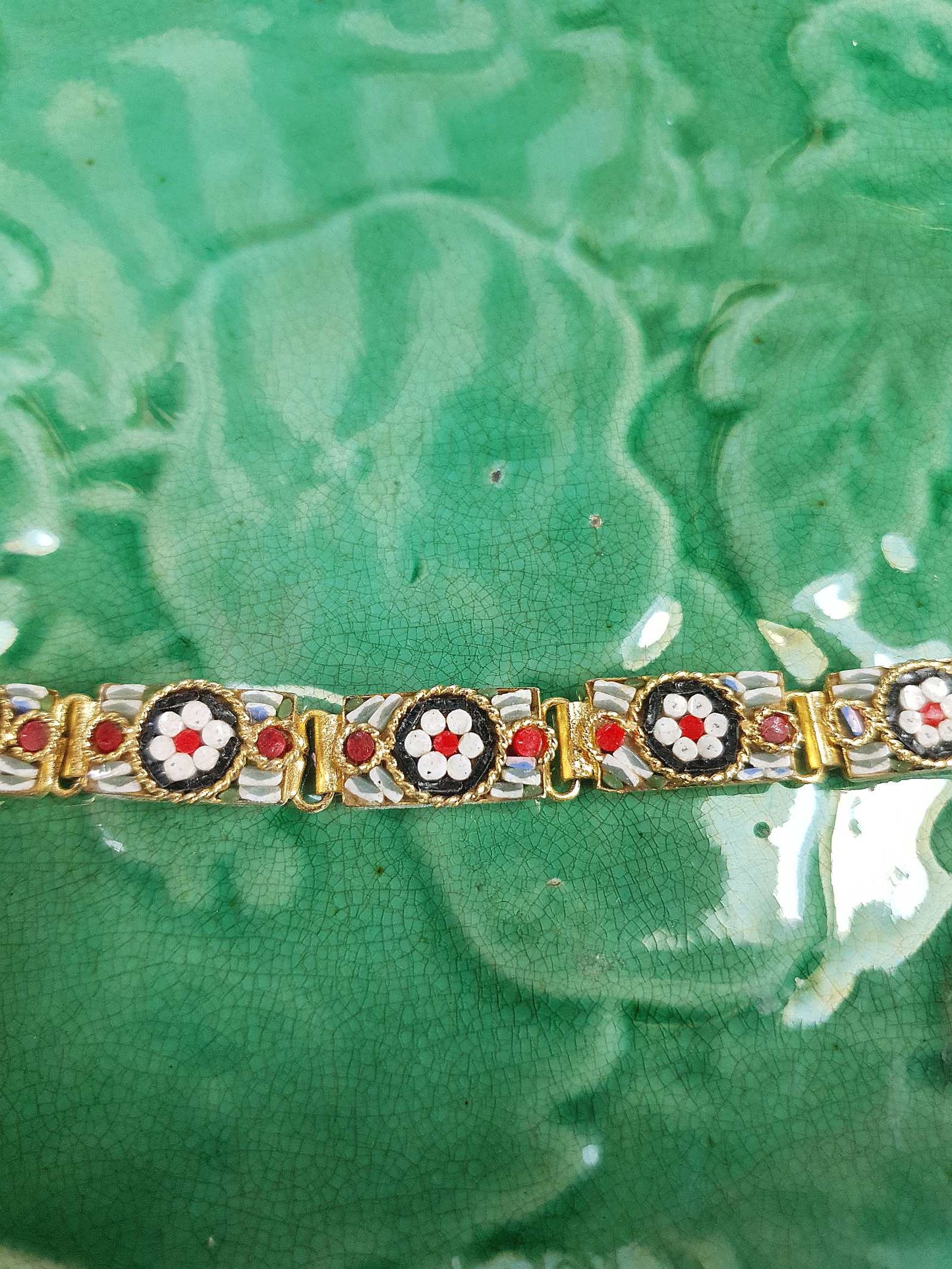 Vintage 1950s Italian Venetian Glass Micro Mosaic Bracelet – Red & White Daisy