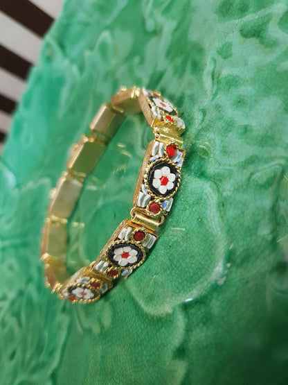 Vintage 1950s Italian Venetian Glass Micro Mosaic Bracelet – Red & White Daisy