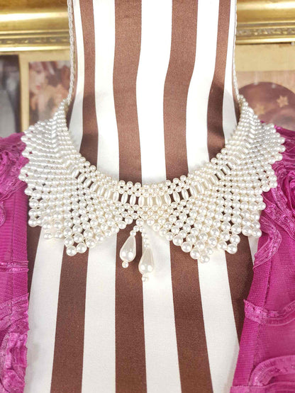 Vintage 1950s White Glass Pearl Collar Necklace Bib Statement