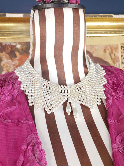 Vintage 1950s White Glass Pearl Collar Necklace Bib Statement