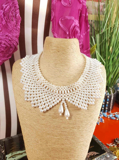 Vintage 1950s White Glass Pearl Collar Necklace Bib Statement