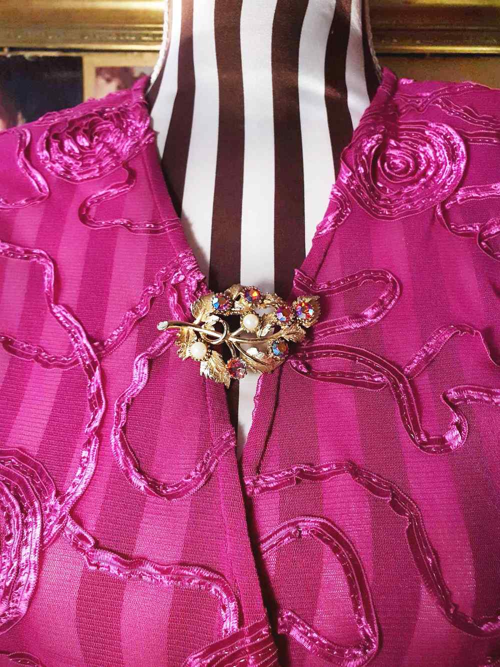 Vintage 1960s Red Rhinestone Pearl Leaf Brooch AB Aurora Borealis Gold-Tone