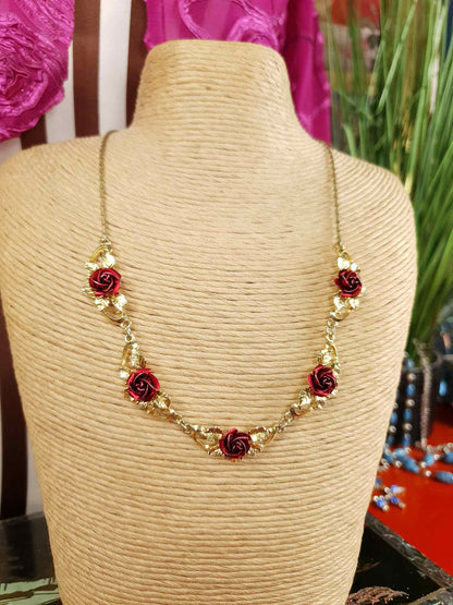 Vintage 1970s Red Rose Necklace Choker Flower Floral Gold-Tone