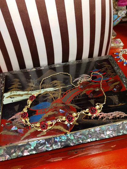 Vintage 1970s Red Rose Necklace Choker Flower Floral Gold-Tone