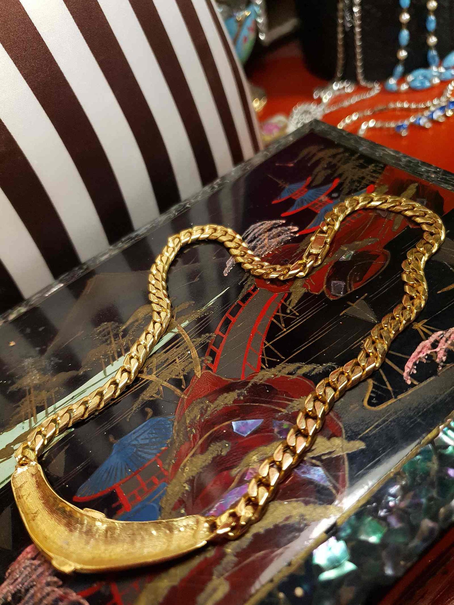 Vintage 1970s Rhinestone Curb Chain Necklace Choker Retro Gold-Tone