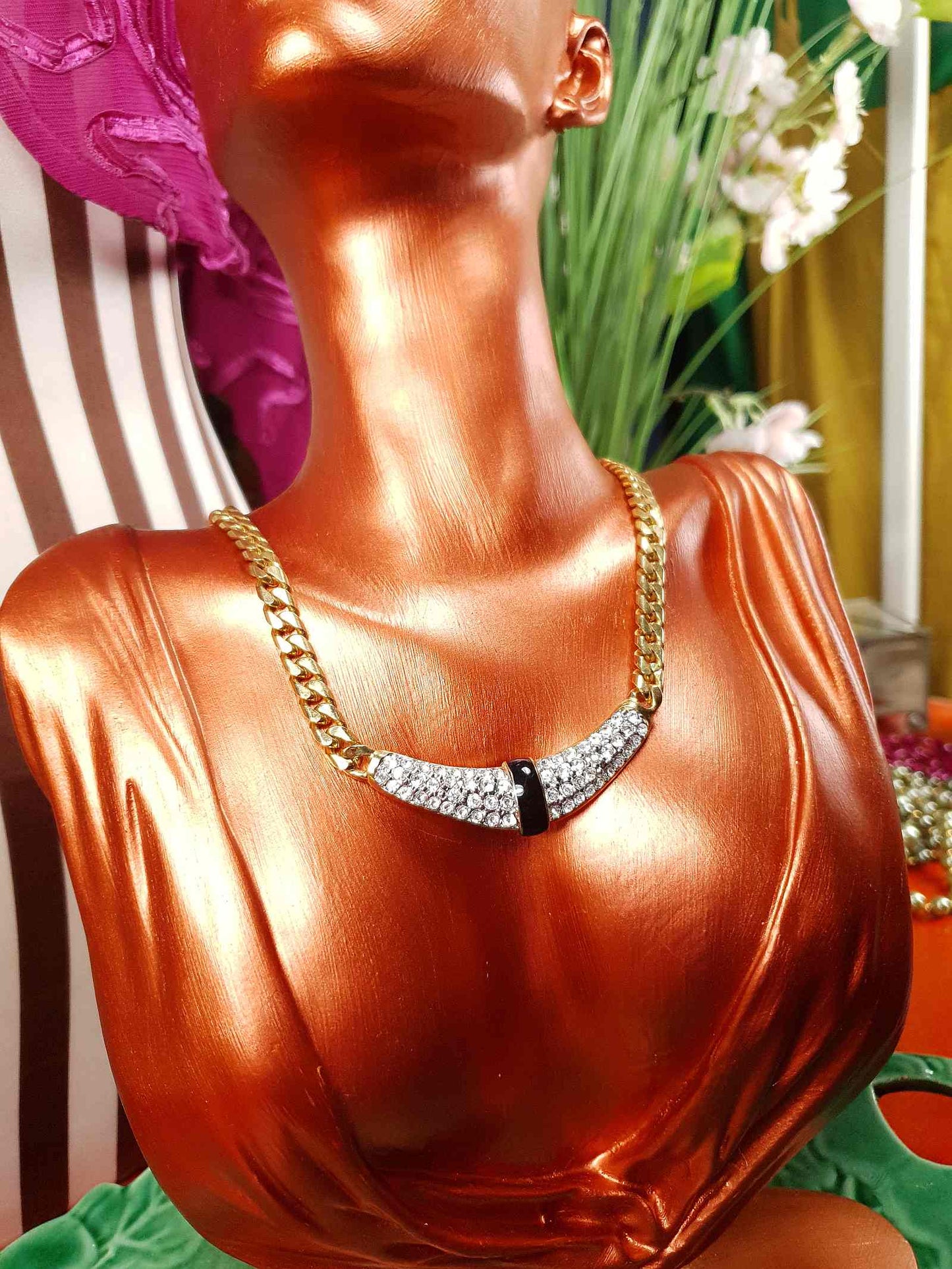 Vintage 1970s Rhinestone Curb Chain Necklace Choker Retro Gold-Tone