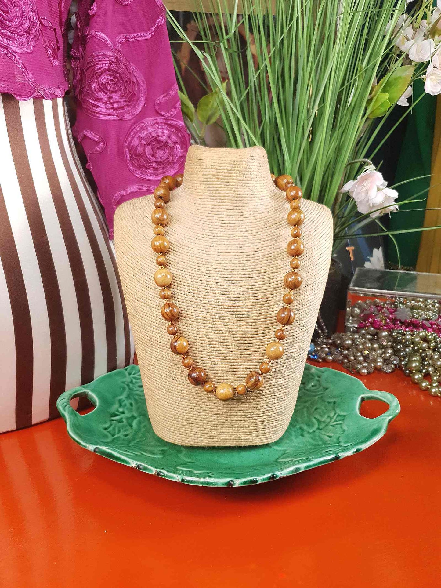 Vintage 1970s Chestnut Brown Wooden Bead Necklace Boho Retro