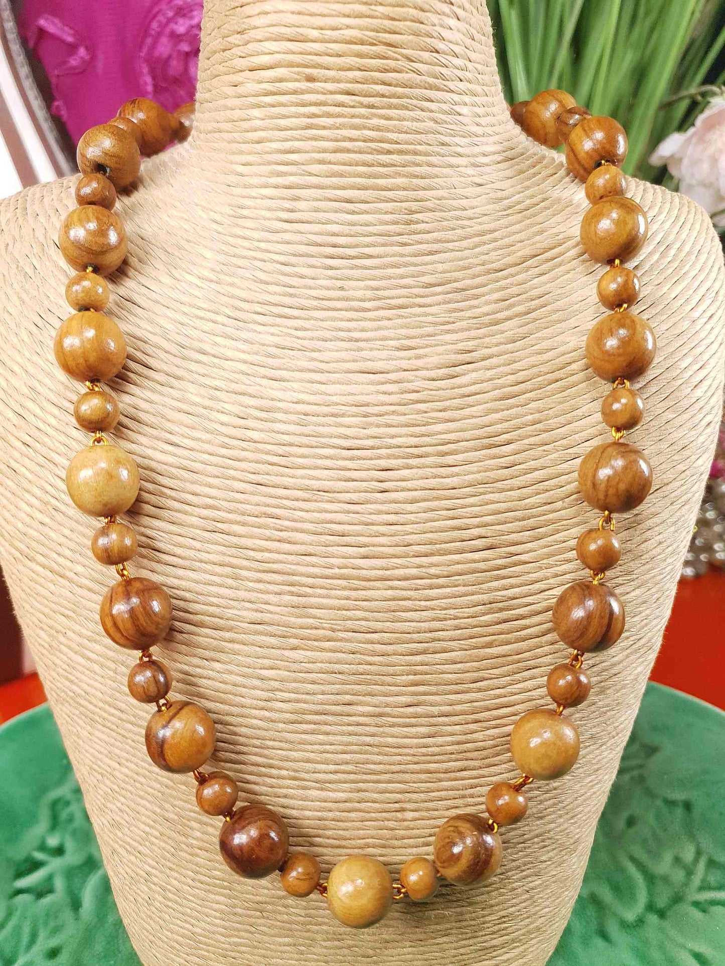Vintage 1970s Chestnut Brown Wooden Bead Necklace Boho Retro