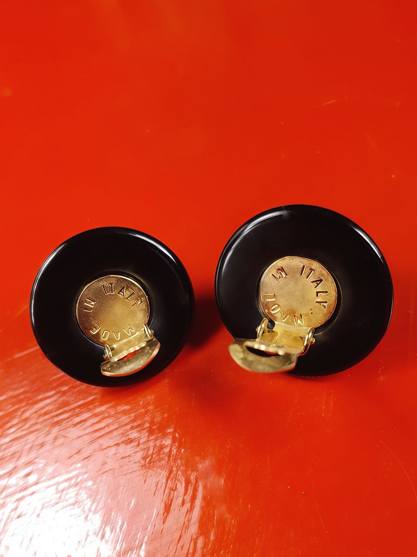 Vintage 1980s Black White Faux Pearl Earrings Clip-On - Made In Italy