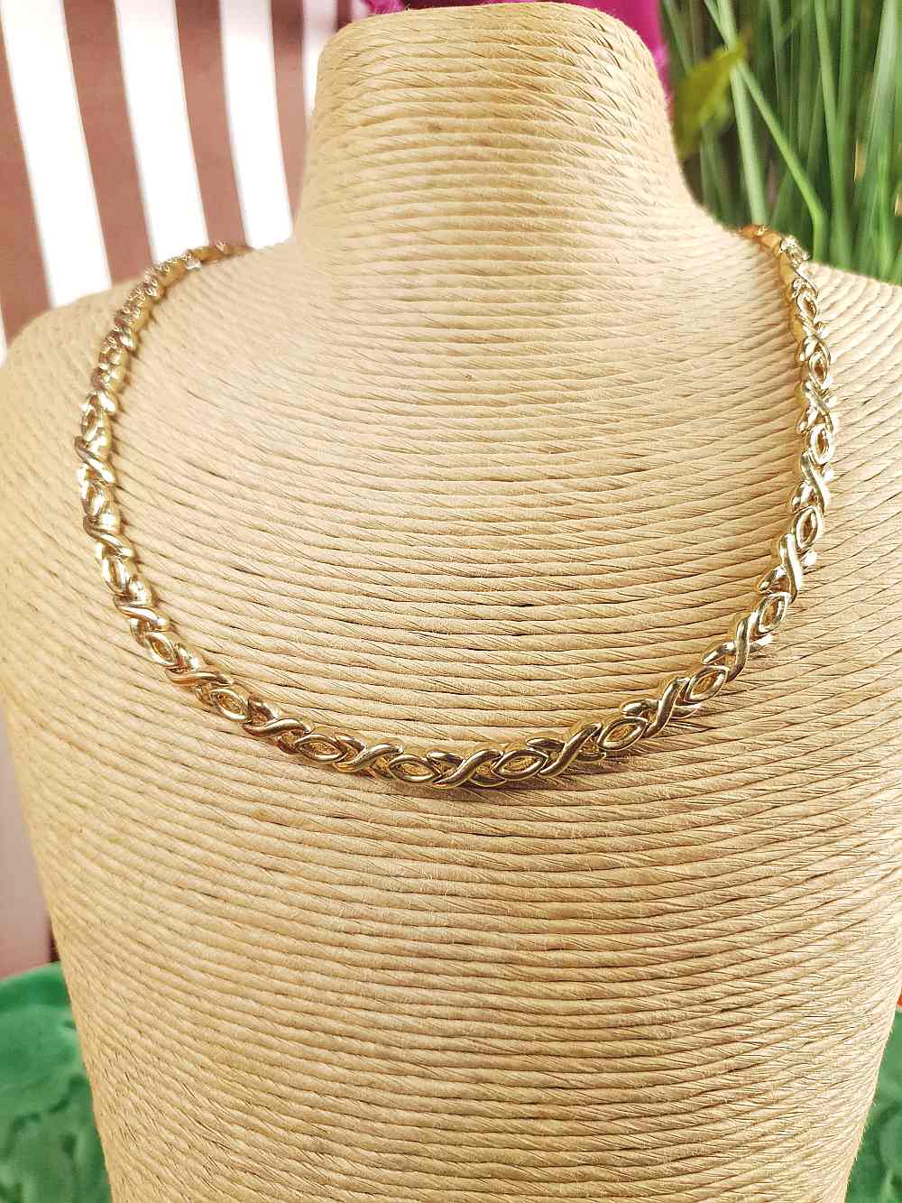 Vintage 1980s Chain Link Choker Necklace Gold-Tone