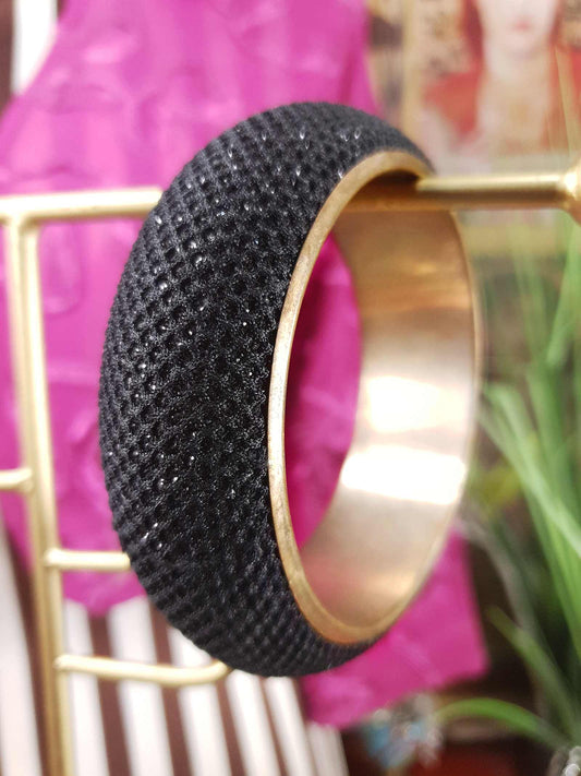 Vintage 1980s Black Mesh Glitter Brass Bangle Bracelet
