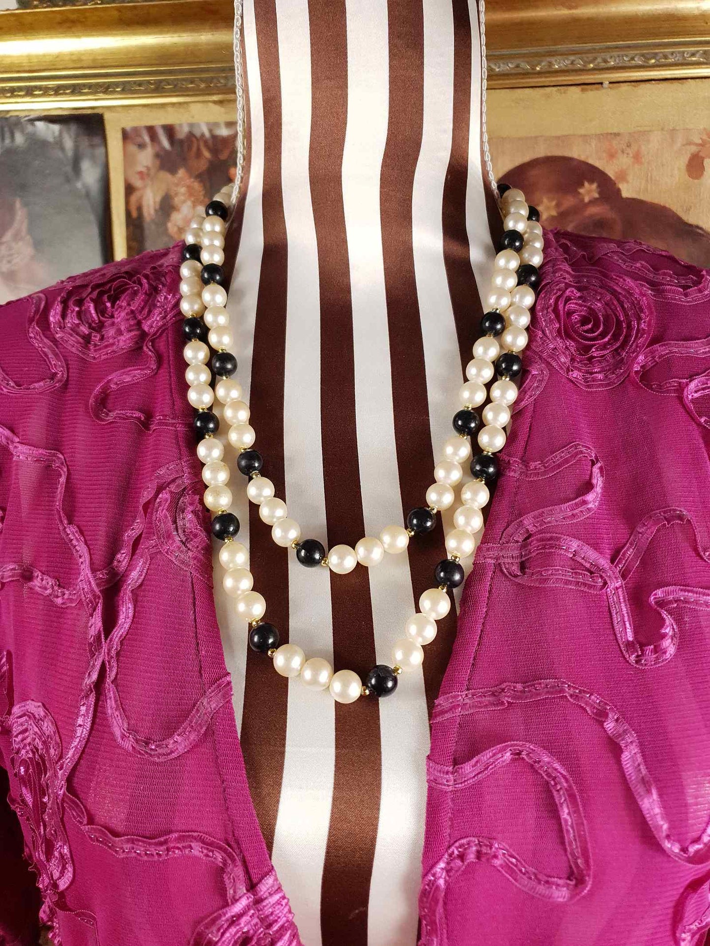 Vintage 1980s White Black Faux Pearl Long Necklace