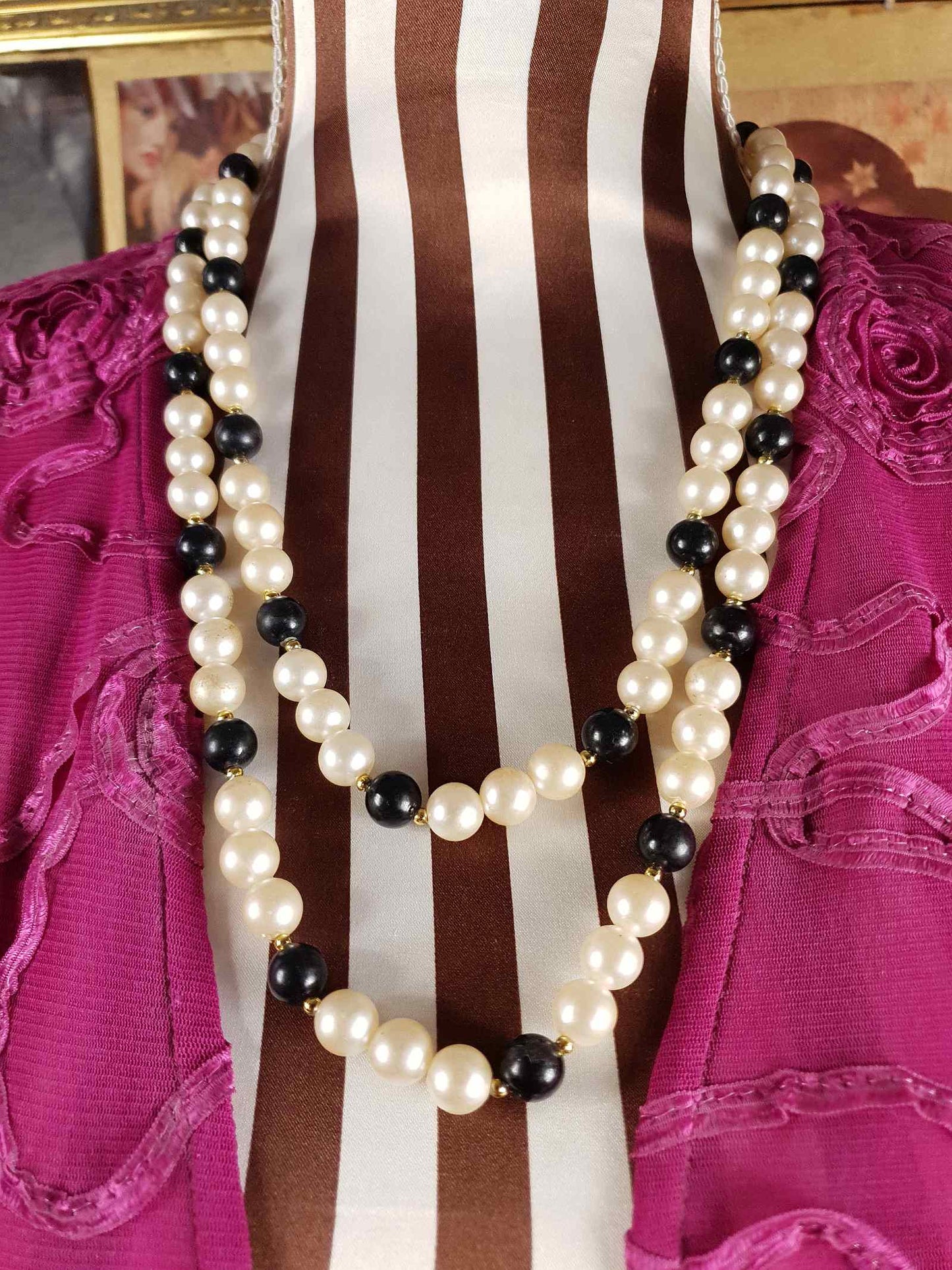 Vintage 1980s White Black Faux Pearl Long Necklace