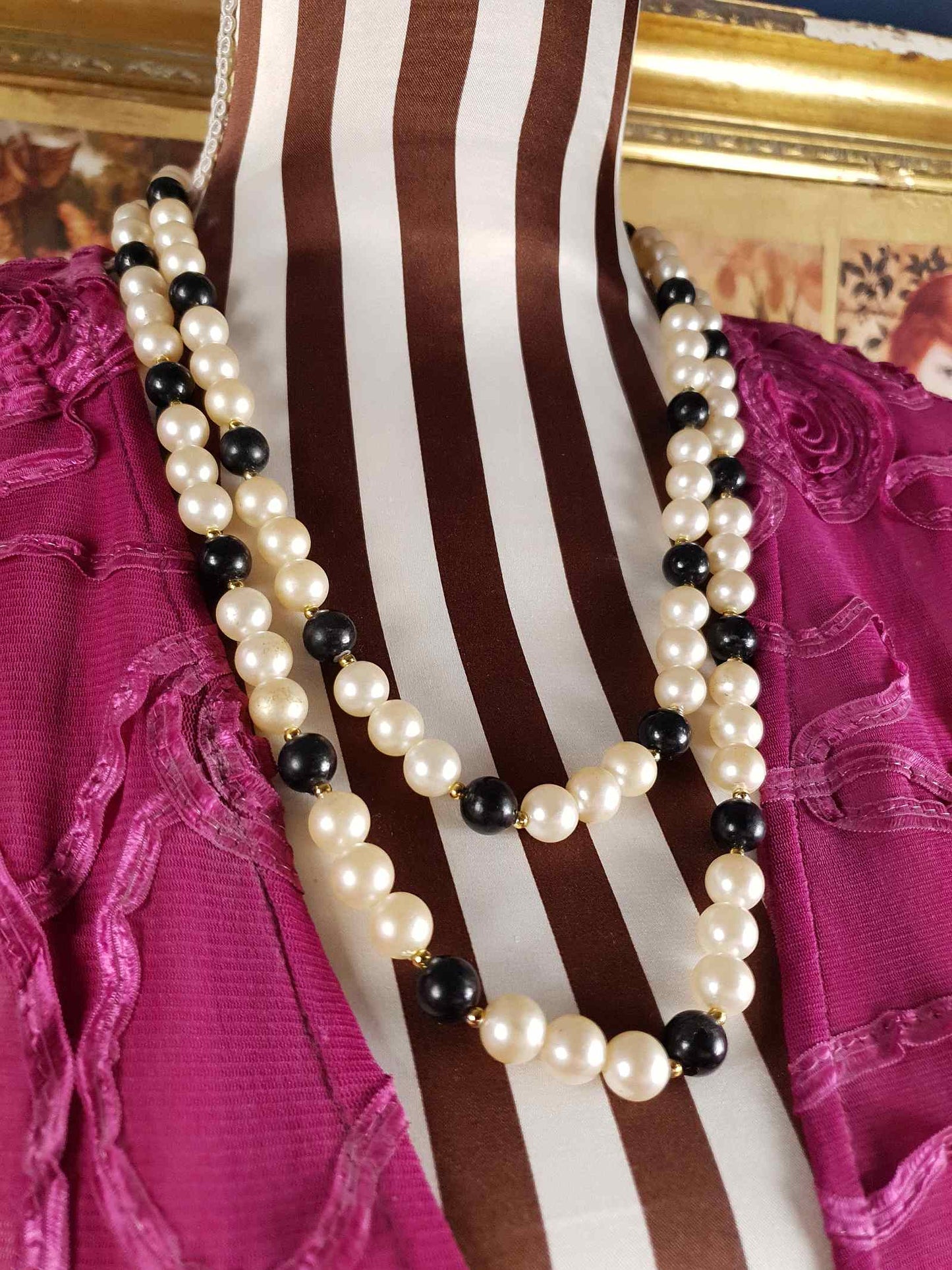 Vintage 1980s White Black Faux Pearl Long Necklace