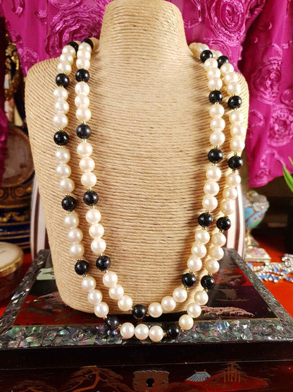 Vintage 1980s White Black Faux Pearl Long Necklace