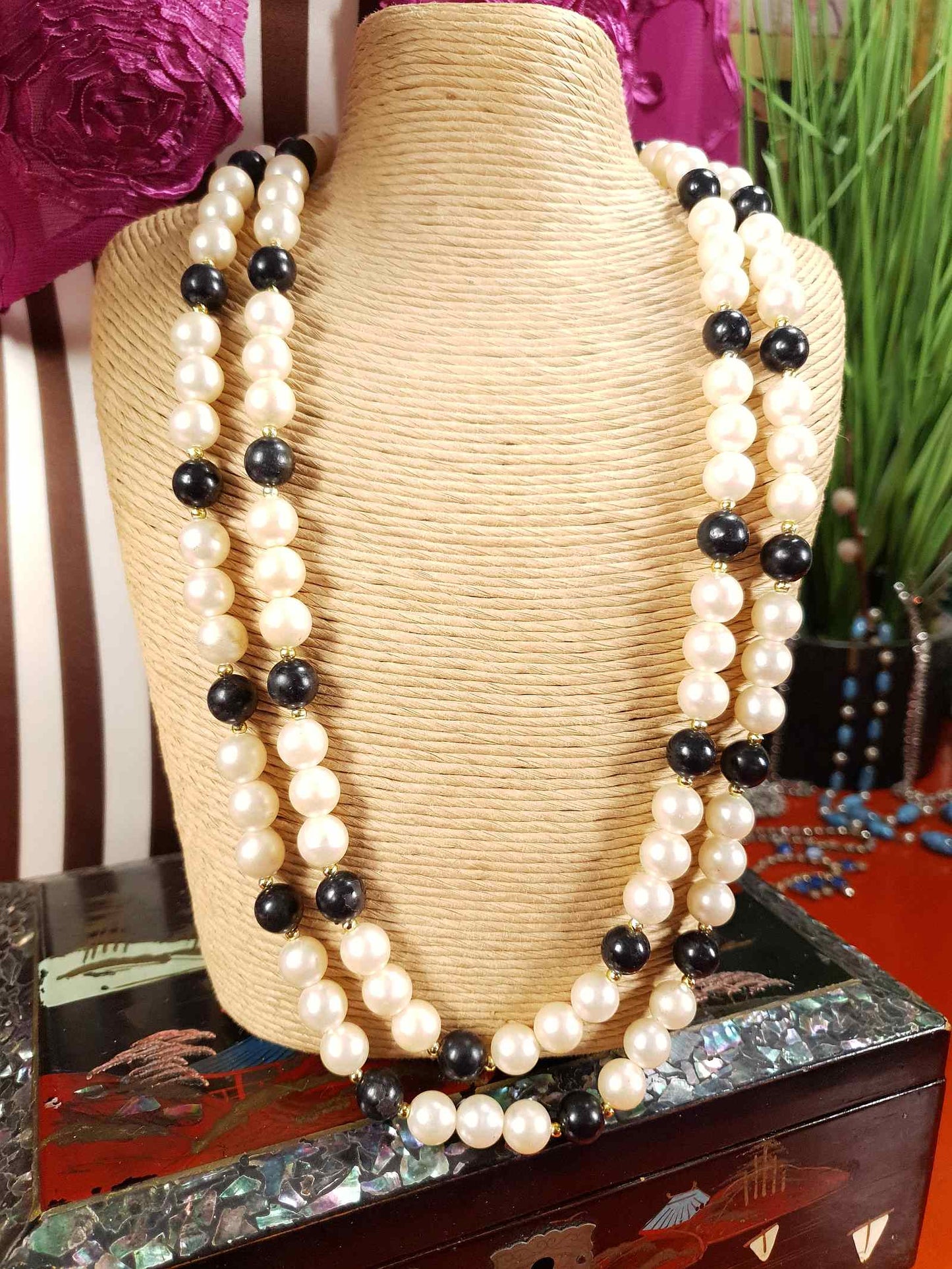 Vintage 1980s White Black Faux Pearl Long Necklace