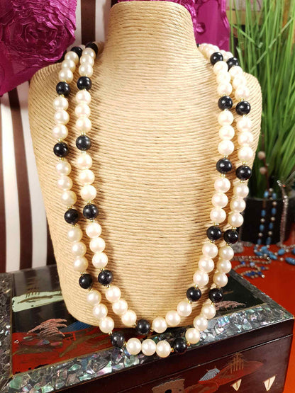 Vintage 1980s White Black Faux Pearl Long Necklace