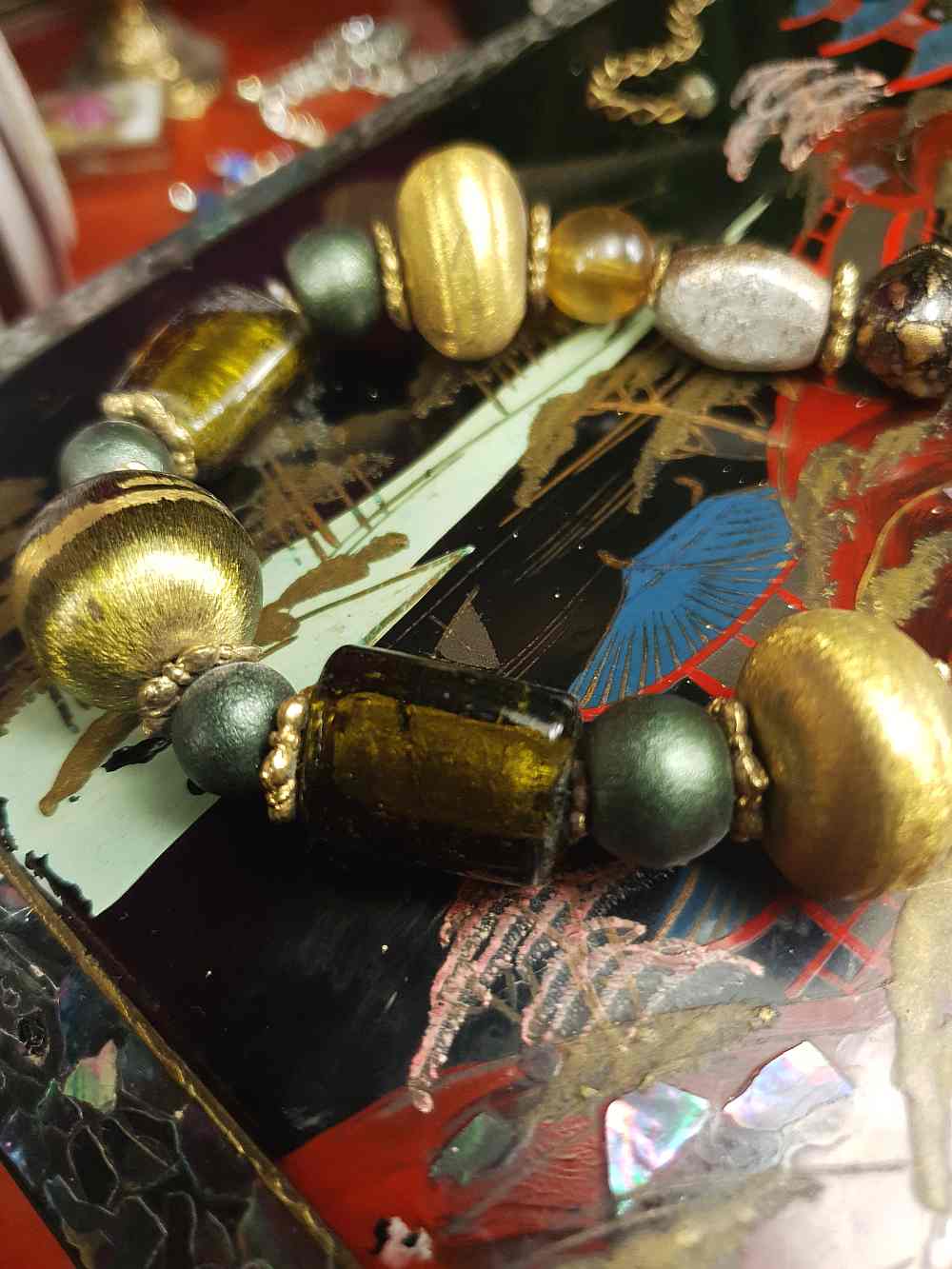 Vintage 90s Green Glass Boho Necklace - Chunky Gold Foil Beads, Wood