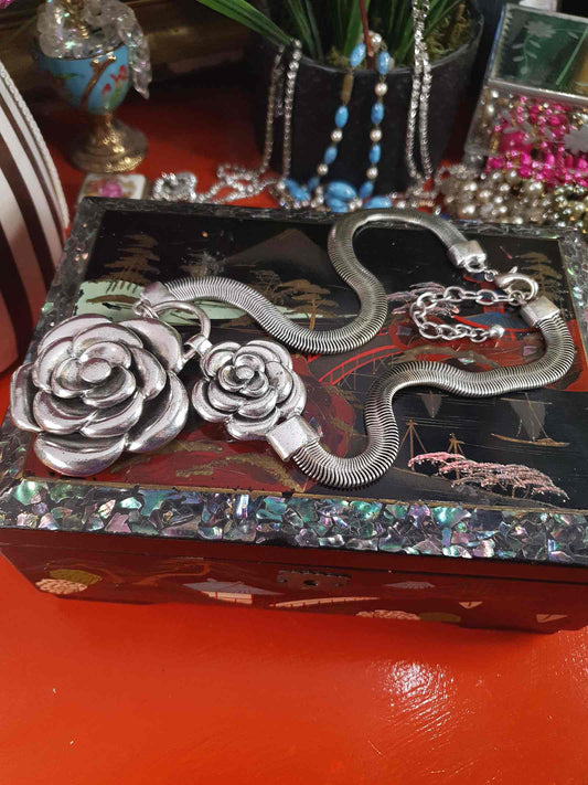 Vintage 90s Rose Statement Necklace Antiqued Silver Tone