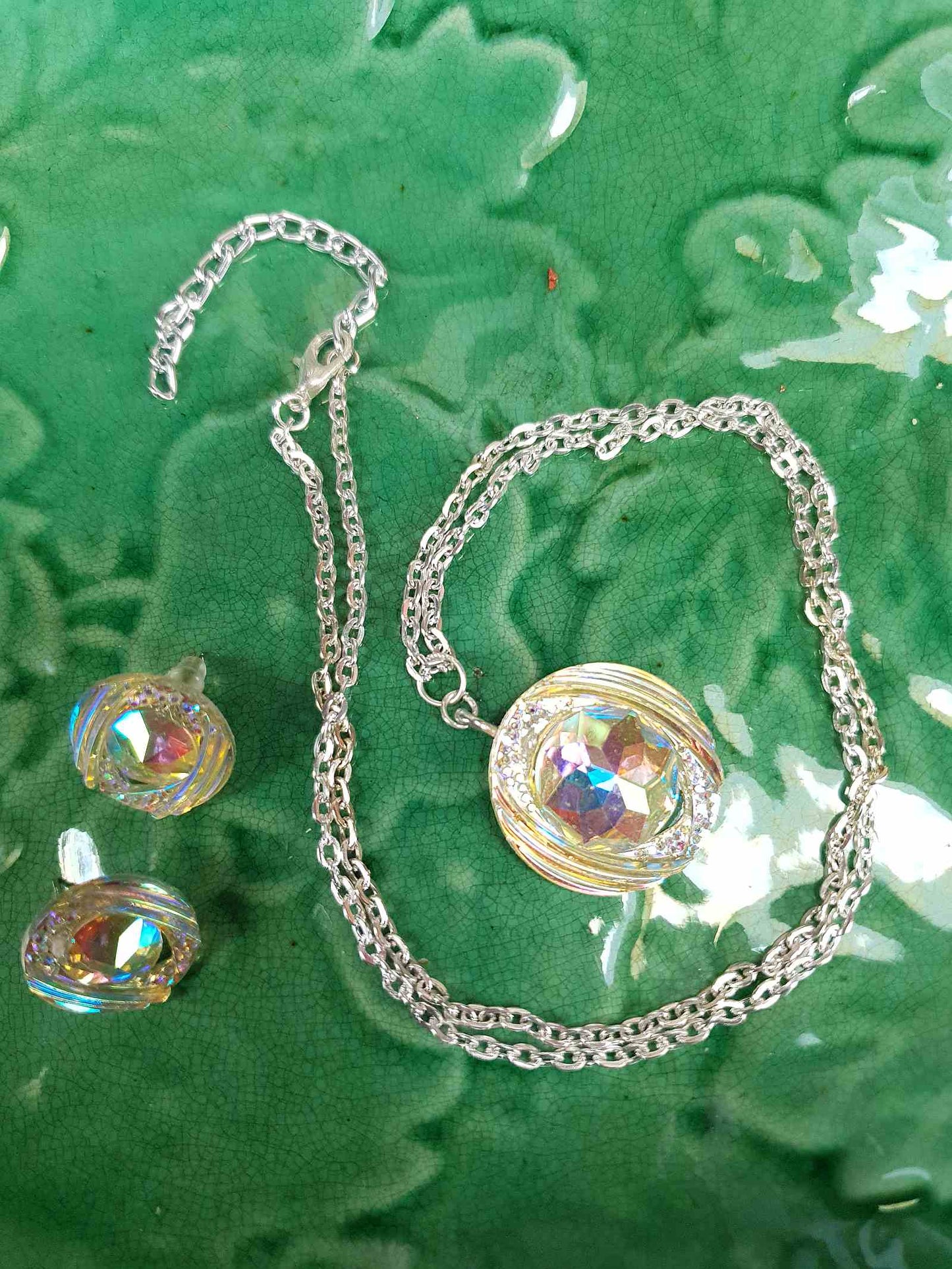 Vintage Aurora Borealis Resin Necklace Earrings Set Y2K