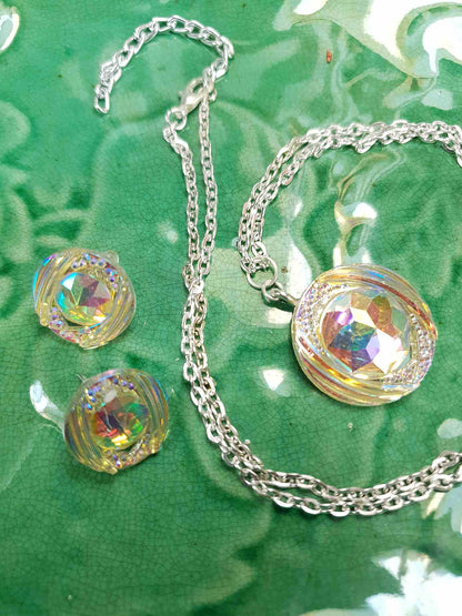 Vintage Aurora Borealis Resin Necklace Earrings Set Y2K