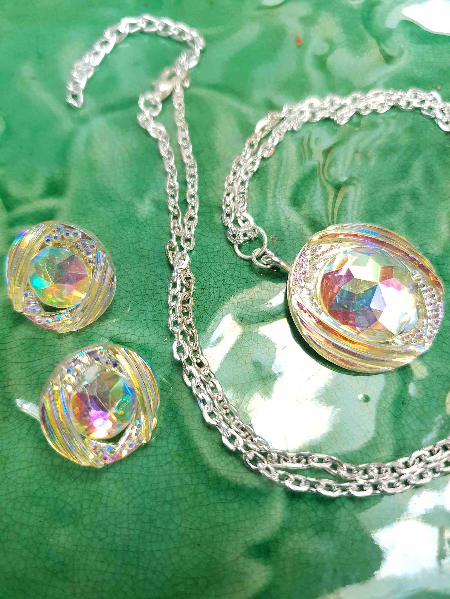 Vintage Aurora Borealis Resin Necklace Earrings Set Y2K