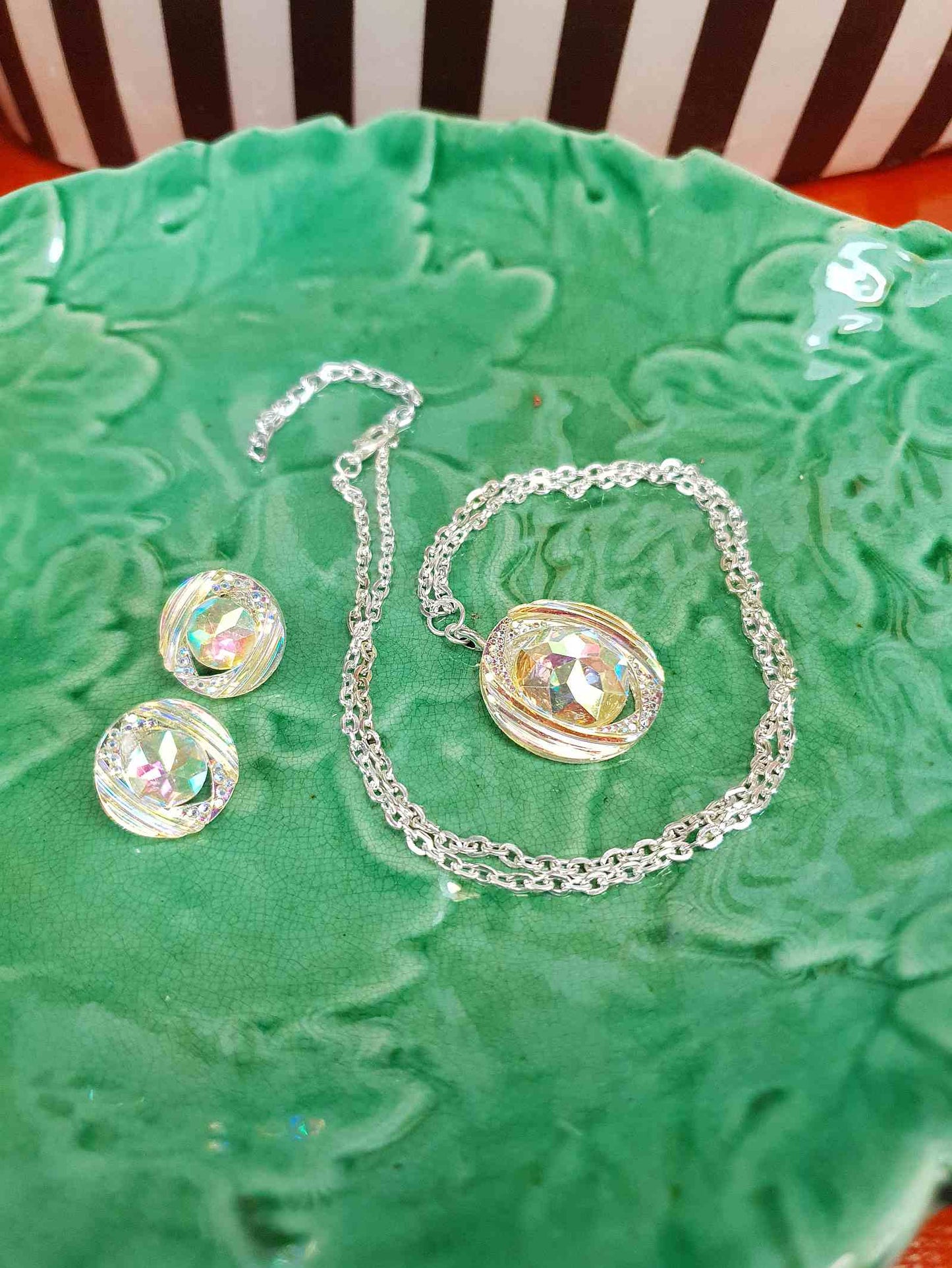 Vintage Aurora Borealis Resin Necklace Earrings Set Y2K