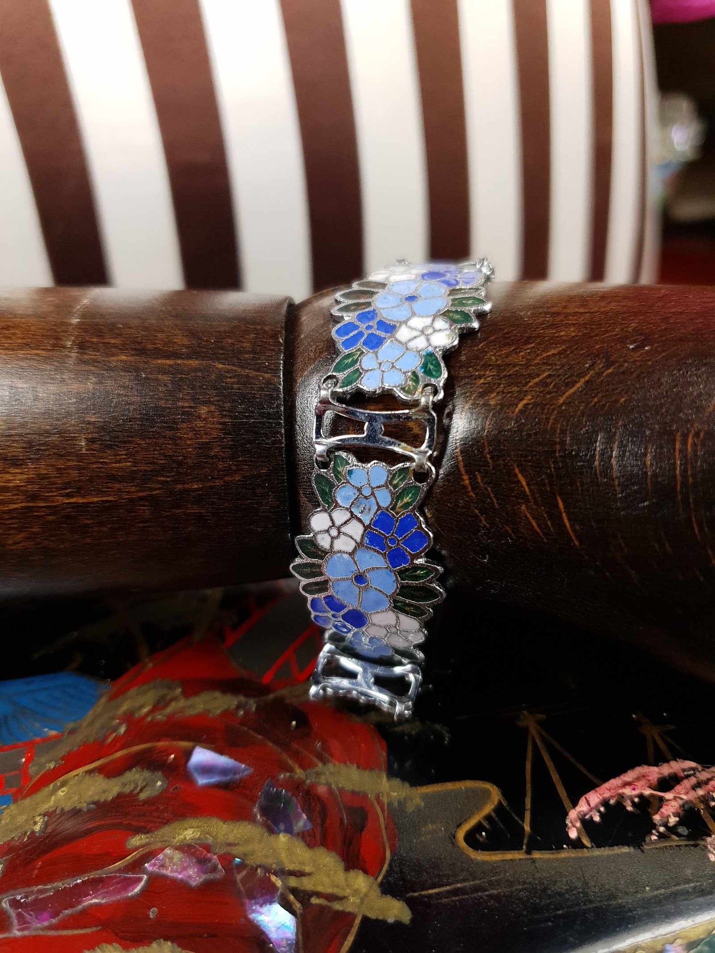 Vintage 1980s Blue Floral Cloisonne Bracelet Flower