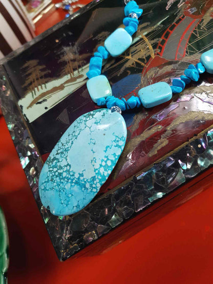 Vintage Turquoise Blue Ceramic Boho Glass Necklace Y2K