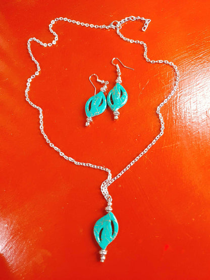 Vintage Y2K Turquoise Resin Necklace Earring Set
