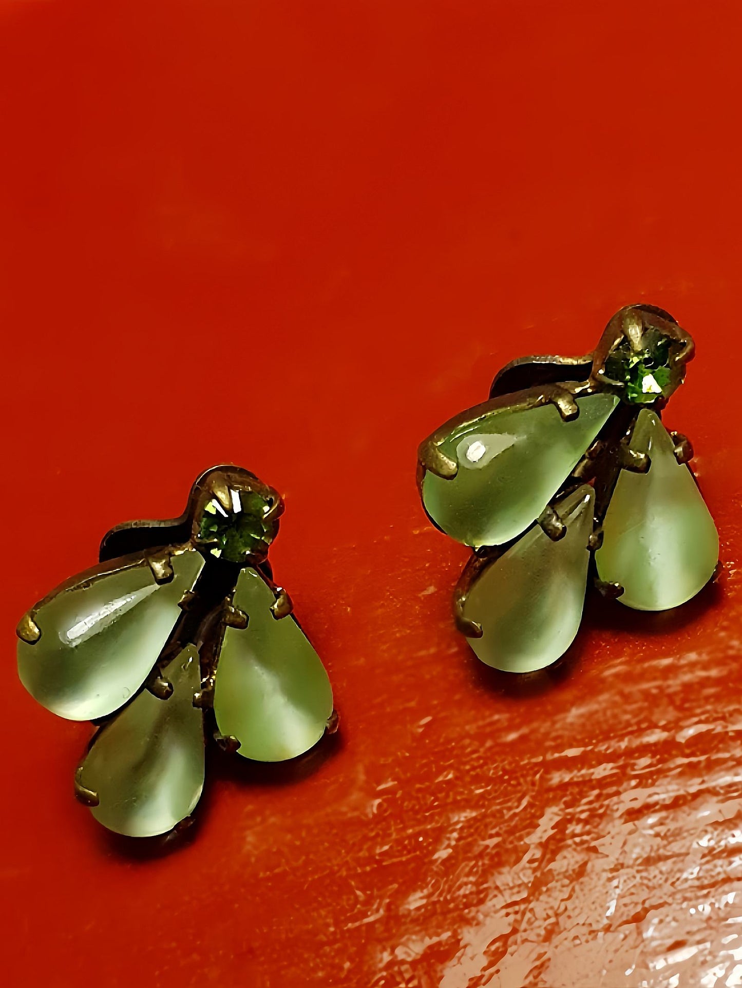 Vintage 1930s Green Earrings Teardrop Cabochon Rhinestone Clip-Ons Brass