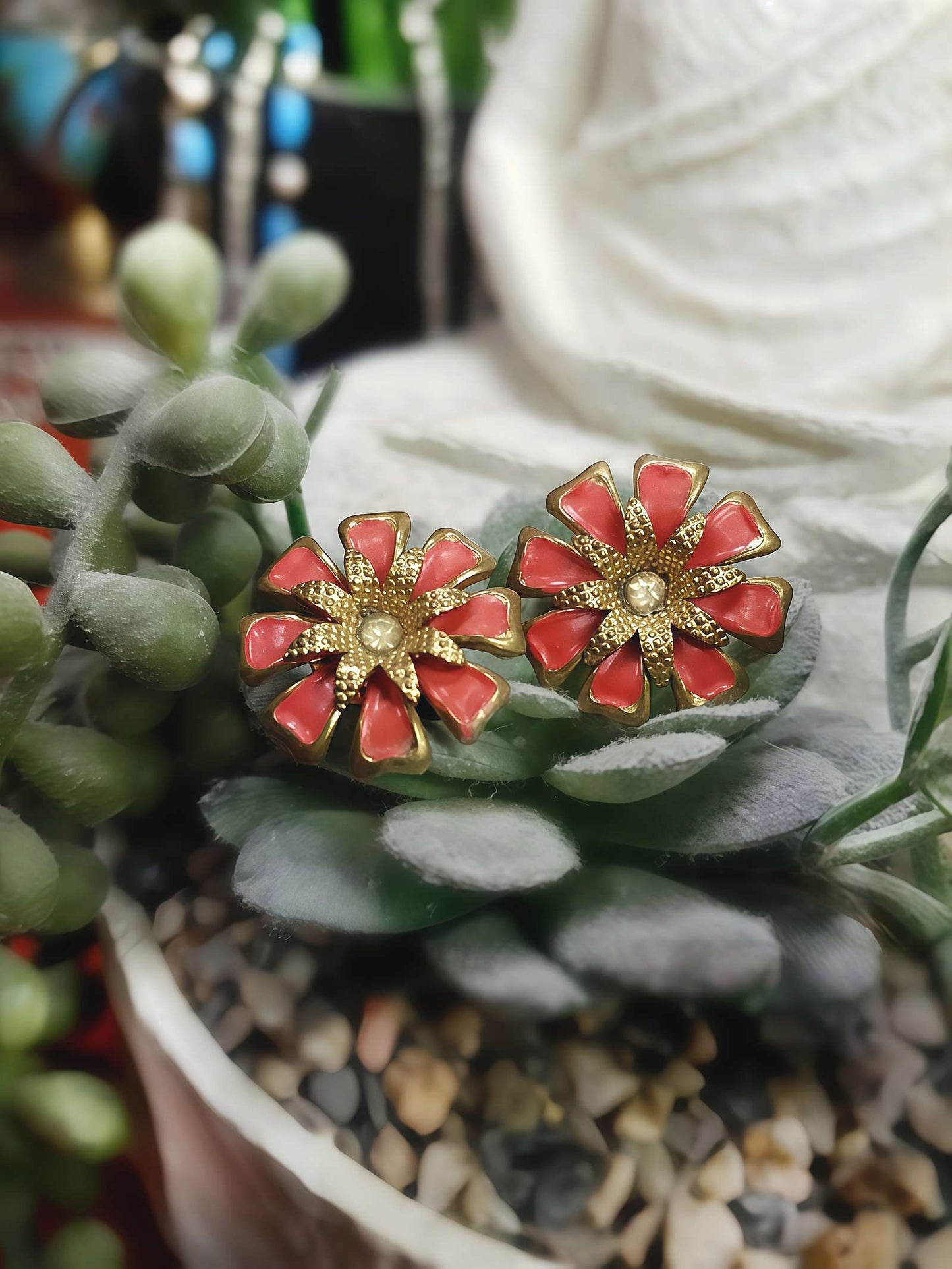 Vintage 1950s Peach Enamel Flower Earrings Rhinestone Clip-Ons Retro Floral