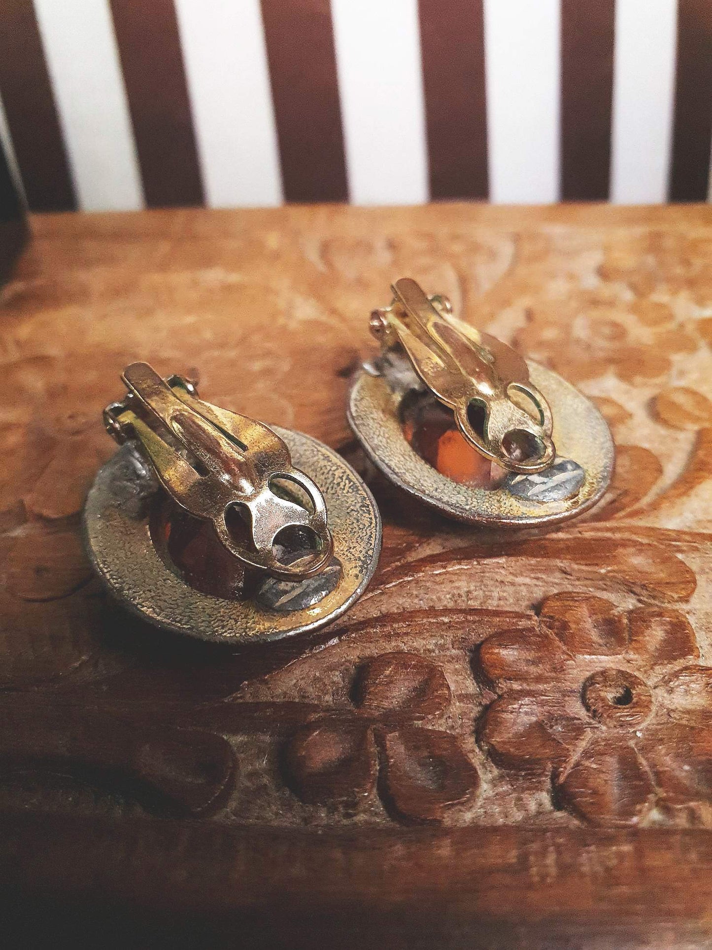 Vintage 1950s Oval Amber Glass Rhinestone Earrings Clip On Greek Key Mid-Century