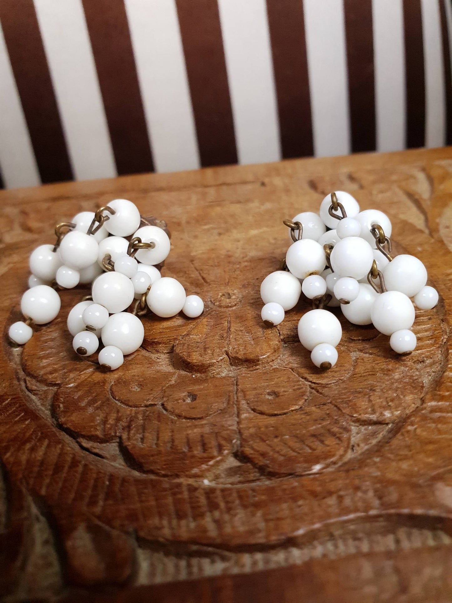 Vintage 1950s Milk Glass Earrings Clip On Dangle Drop Waterfall Cascade Retro