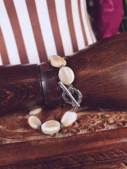 Vintage 1950s Mother of Pearl Bracelet Mid-Century MOP