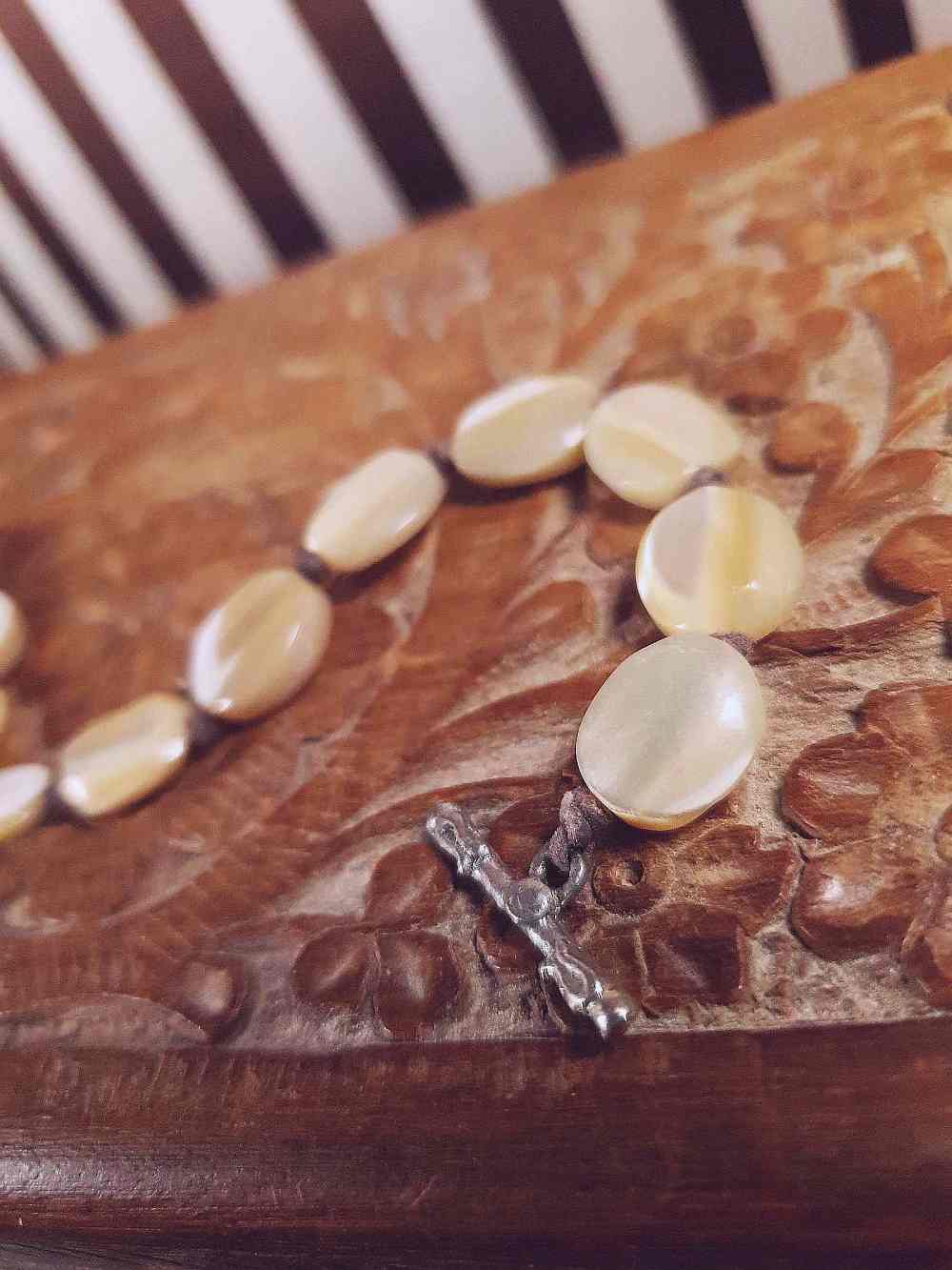 Vintage 1950s Mother of Pearl Bracelet Mid-Century MOP