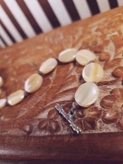 Vintage 1950s Mother of Pearl Bracelet Mid-Century MOP