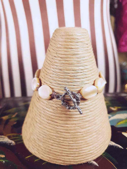 Vintage 1950s Mother of Pearl Bracelet Mid-Century MOP