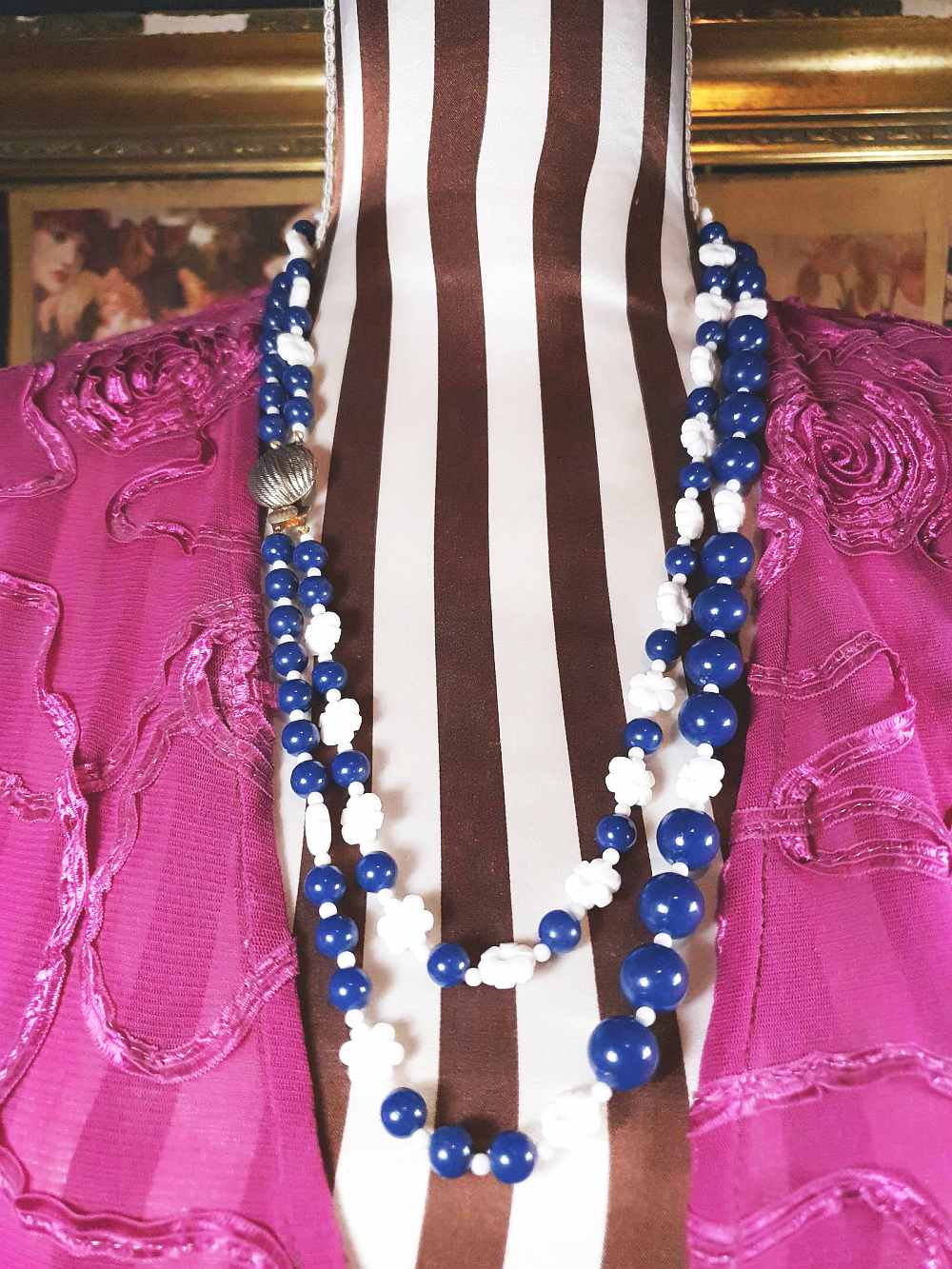 Vintage 1960s Navy White Necklace 25" Flower Floral Two Strand