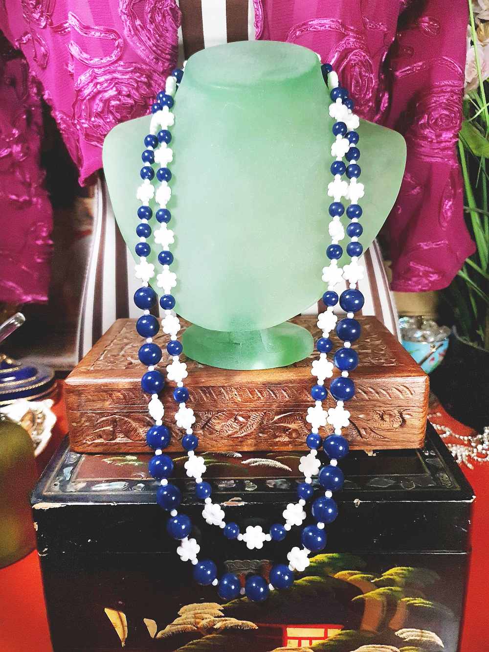 Vintage 1960s Navy White Necklace 25" Flower Floral Two Strand