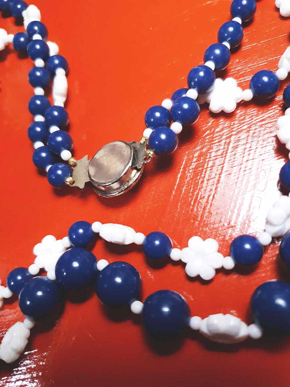 Vintage 1960s Navy White Necklace 25" Flower Floral Two Strand