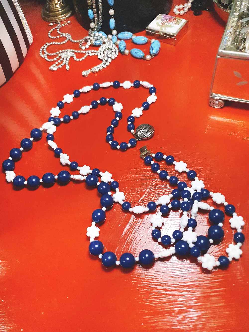 Vintage 1960s Navy White Necklace 25" Flower Floral Two Strand