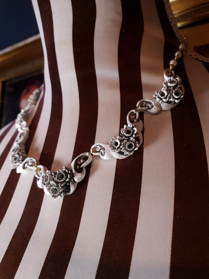 Vintage 1960s Carved Resin Necklace 17" White Floral Faux Pearl Gold Tone RARE