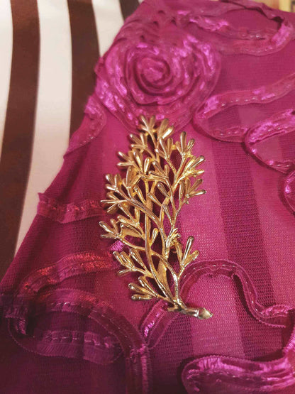 Vintage Large Leaf Sprig Brooch Gold Tone Branch Leaves 1960s