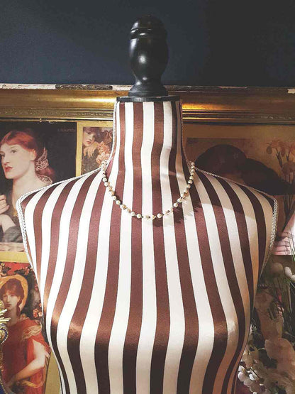 Vintage 1960s White Glass Pearl Necklace 18" Pearls Retro