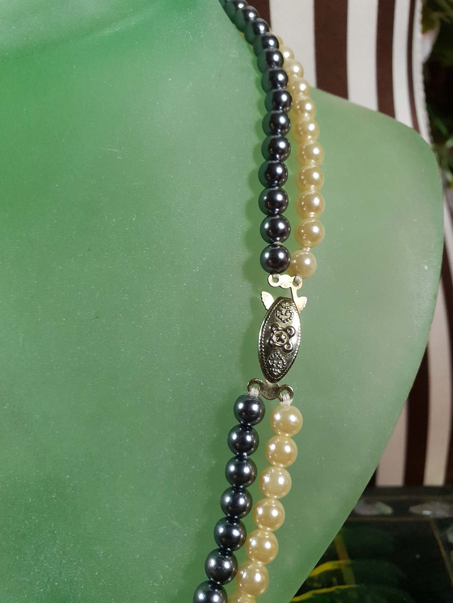 Vintage 1960s Faux Pearl Necklace 18" Cream Grey Pearls Double Strand