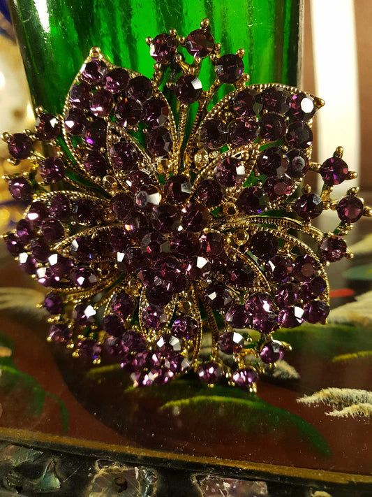 Pre-owned Purple Rhinestone Brooch Flower Gold Tone Diamante