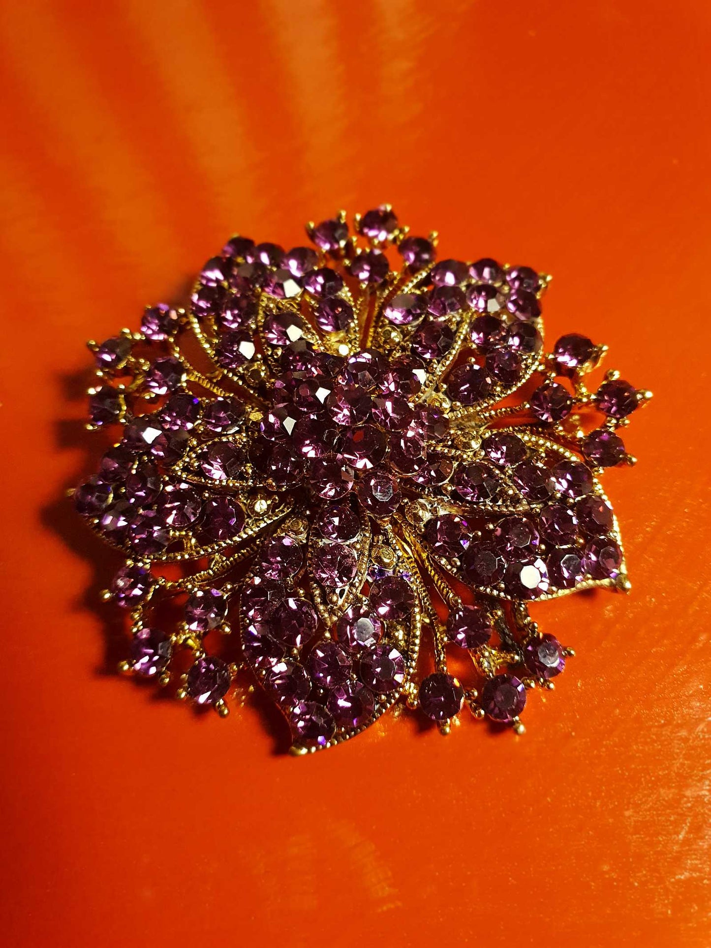 Pre-owned Purple Rhinestone Brooch Flower Gold Tone Diamante